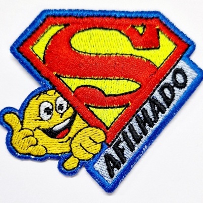 Patch bordado com símbolo do Super-Homem e texto 'AFIHADO'