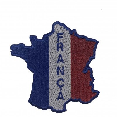 Patch bordado em forma do mapa da França com as cores azul, branco e vermelho e texto FRANÇA