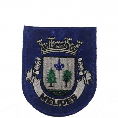 Emblema bordado com escudo e texto MEUDES