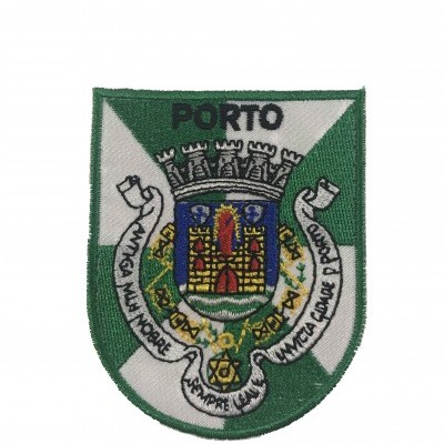 Patch bordado formato escudo com brasão e texto 'PORTO'