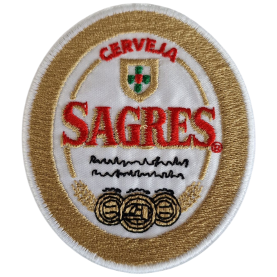 Emblema bordado oval CERVEJA SAGRES com borda dourada e fundo branco