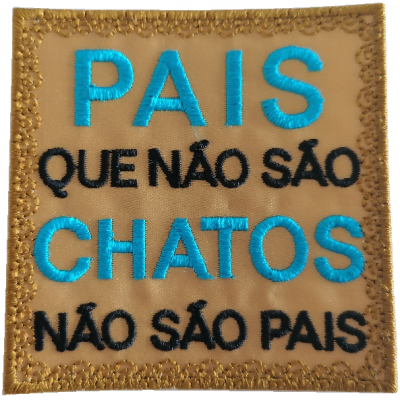 Patch tecido quadrado com texto colorido em português