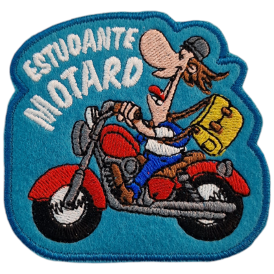 Patch bordado com personagem de desenho animado numa mota vermelha e texto ESTUDANTE MOTARD