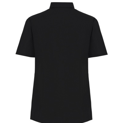 Camiseta polo preta de manga curta vista de costas