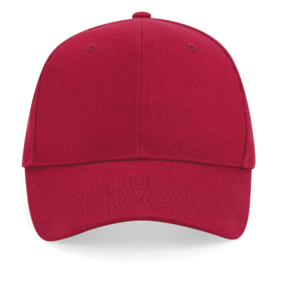 Boné vermelho de tecido com abas curvas