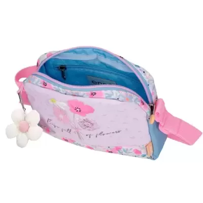 Bolsa transversal floral rosa e azul com pendente de flor