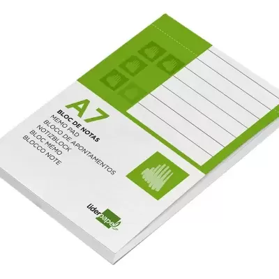 Bloco de notas A7 branco com detalhes verdes e texto em várias línguas