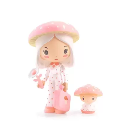 Figura de brinquedo feminina com vestido branco às bolinhas cor-de-rosa e chapéu rosa com pontos brancos, com figura pequena semelhante ao lado.