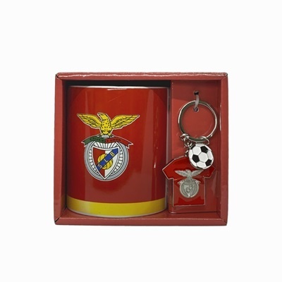Caneca vermelha do Benfica com porta-chaves em caixa