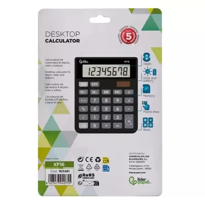 Calculadora de secretária preta numa embalagem branca com padrão triangular e texto informativo