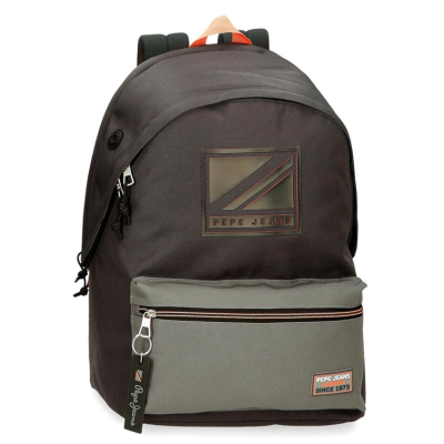 mochila Pepe Jeans castanha com bolso cinzento e etiqueta