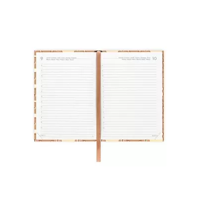 Agenda aberta nos dias 9 e 10 com linhas para escrita e encadernação castanha