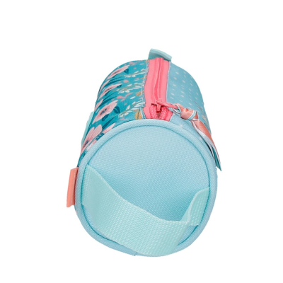 Estojo cilíndrico azul claro com padrão floral e fecho rosa