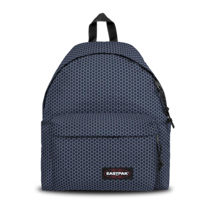 Mochila azul escura com padrão hexagonal preto e bolso frontal, etiqueta Eastpak