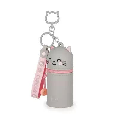 Chaveiro de gato cinzento com detalhes cor-de-rosa e fecho em zíper.