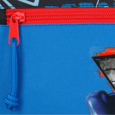 Fecho de correr vermelho em tecido azul com estampa colorida e puxador em corda azul