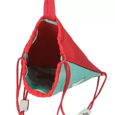 Mochila saco bicolor azul claro e vermelho com cordões e alça superior
