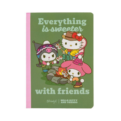 Caderno verde com ilustração da Hello Kitty e amigos à volta de fogueira e texto em inglês.