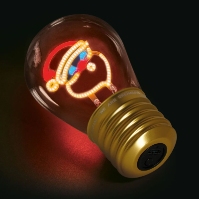 Lâmpada decorativa com filamento iluminado em formato de rosto com gorro de Natal e base dourada