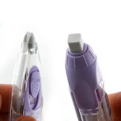 Corretoras de fita corretiva em plástico transparente e lilás com pontas diferentes