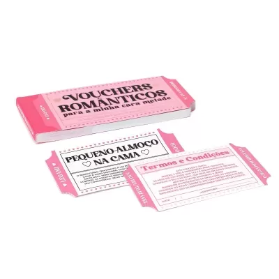 Conjunto de vouchers românticos cor-de-rosa em fundo branco