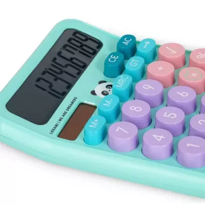 Calculadora colorida com visor digital e texto LEGAMI I WE ARE DREAMERS