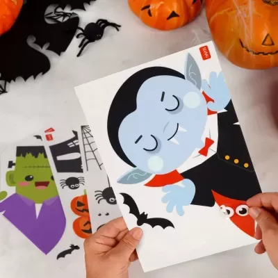 Folhas decorativas de Halloween com vampiro, Frankenstein, abóboras e morcegos