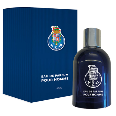 frasco e caixa de perfume azul escuro com logotipo FC Porto e texto Eau de Parfum Pour Homme