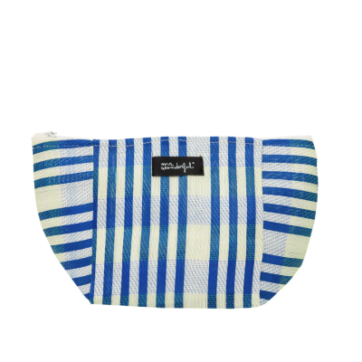 necessaire riscas azuis e brancas com etiqueta mm wonderful