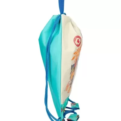 Mochila azul e branca com alças azuis e estampado colorido vista de lado
