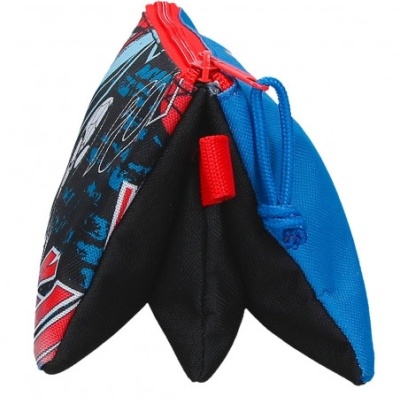 Estojo triangular azul, preto e vermelho com fecho de correr