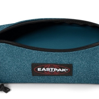 Estojo azul EASTPAK aberto com zíper preto