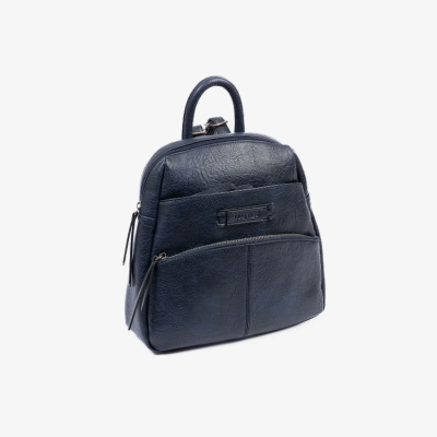 Mochila pequena azul escuro em material imitação couro com bolso frontal e etiqueta MATTIES