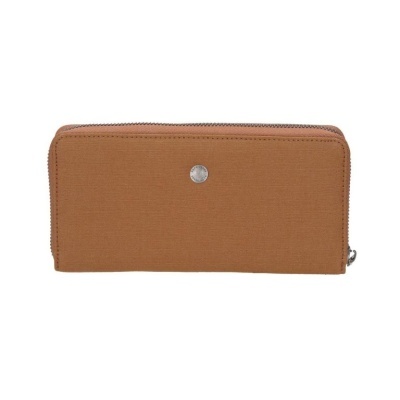 Carteira castanha com fecho e botão prateado