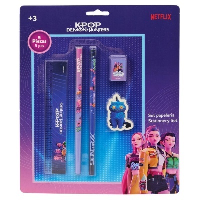 Conjunto de papelaria KPOP Demon Hunters com régua, lápis, apontador e autocolante, embalagem azul e lilás.
