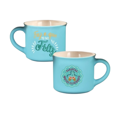 Duas canecas azuis com texto em português e design decorativo.