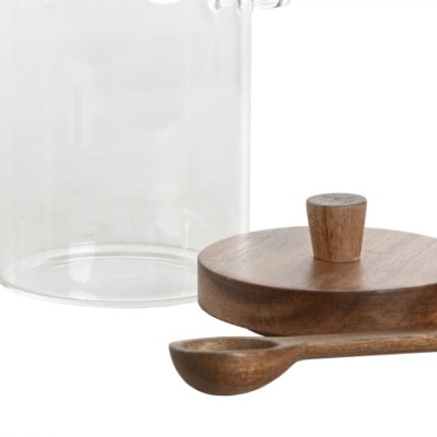 Frasco de vidro transparente com tampa e colher de madeira