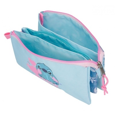 Estojo escolar azul claro com fechos rosa e desenho do Stitch.