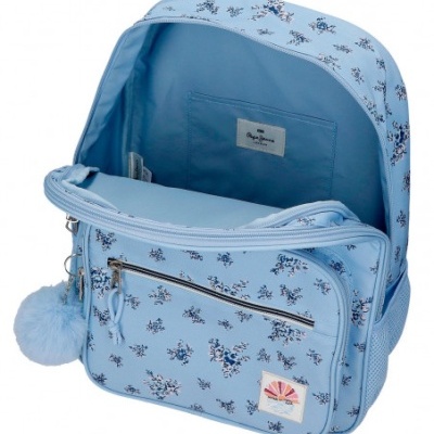 Mochila azul clara com padrão floral e bolso frontal