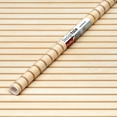 Rolo de autocolante com padrão de riscas horizontais em tons de bege e castanho claro