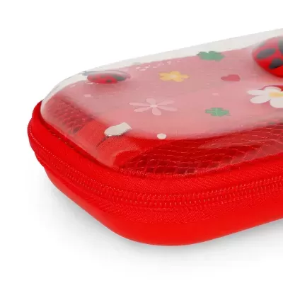 Estojo escolar vermelho com joaninhas, flores e corações