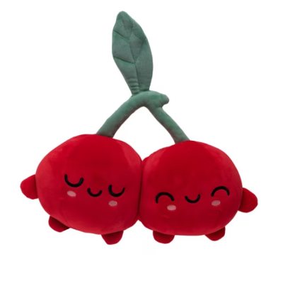Pelúcia amigurumi dupla de cerejas vermelhas com folhas verdes e rostos bordados