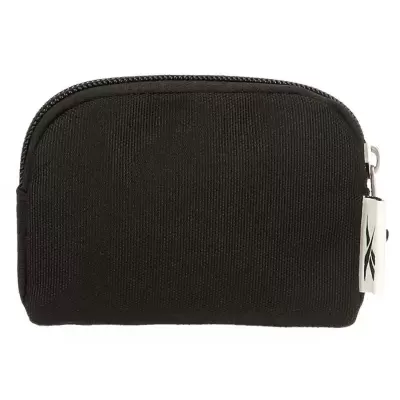 Carteira pequena preta com fecho e etiqueta branca da Reebok