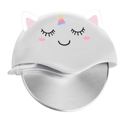 Ralador de pizza branco com desenho de unicórnio e lâmina circular de metal