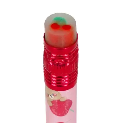 Apaga lápis com decoração de cerejas e ursinho em corpo rosa com suporte metálico vermelho