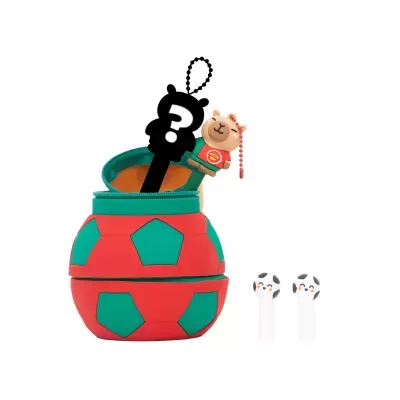 Estojo bola de futebol vermelho e verde com chaveiro urso e pezinhos decorativos