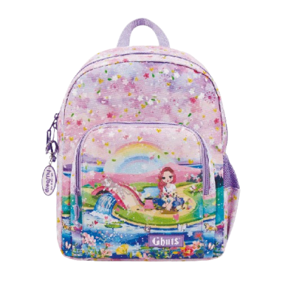 Mochila infantil lilás com ilustração colorida e tema de natureza.