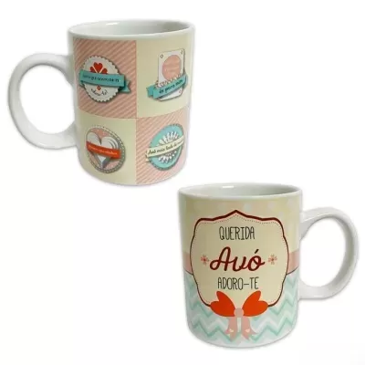 Canecas decoradas coloridas com frases em português para avó.