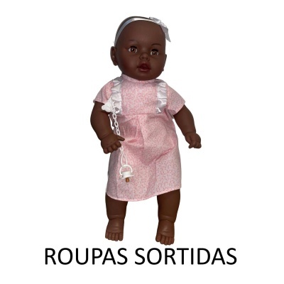 Boneca bebê com vestido rosa e fita branca na cabeça
