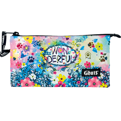 Estojo retangular com padrão floral colorido e a palavra WONDERFUL.